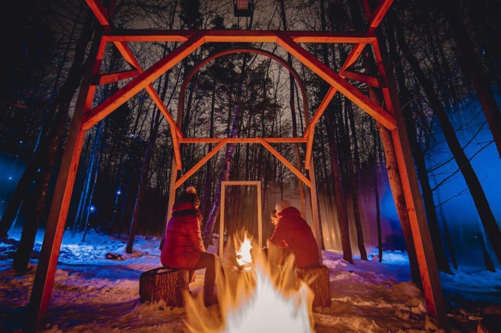 Night Fire at Wendake - No Man Lands Photographie - Destination Quebec Cite