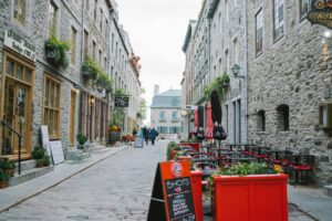 Streets of Quebec City in Summer - Nathalia Segato - Unsplash