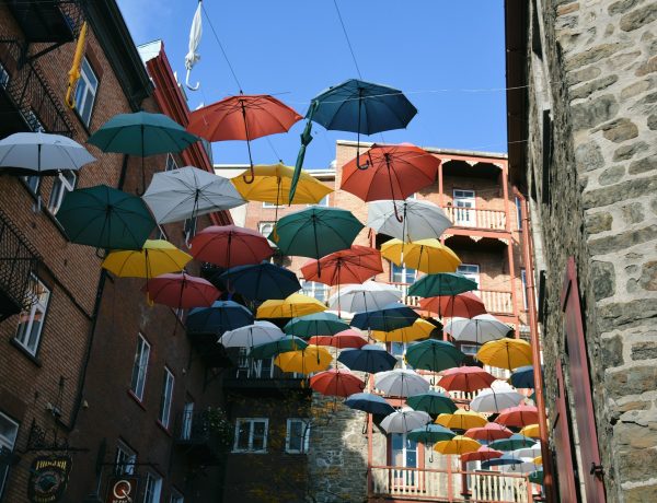 Umbrella street in Quebec City - Source: Ziyuang Wang - Unsplash