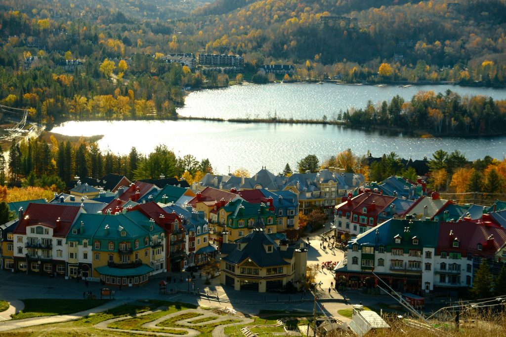 View of Mont Tremblant - Unsplash - Naz Israyelyan